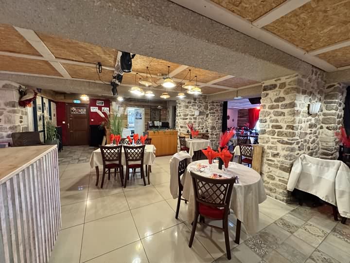 2 bed stone house for sale near Néhou
