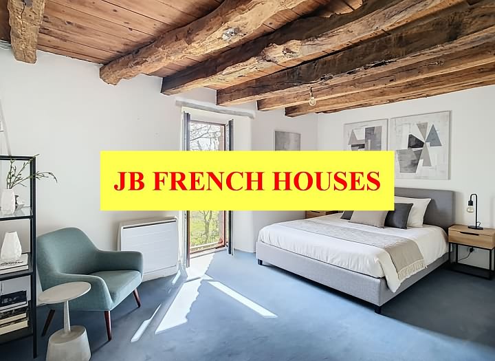 2 bed stone house for sale near Loutehel