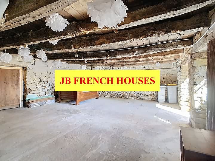 2 bed stone house for sale near Loutehel