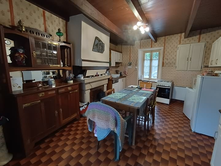 2 bed stone house for sale near Perret