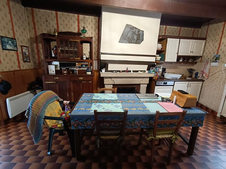 2 bed stone house for sale near Perret