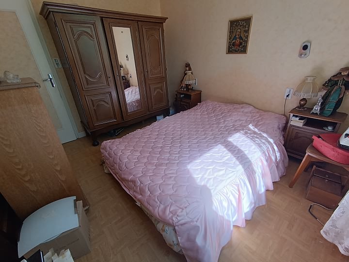 3 bed house for sale near Perret