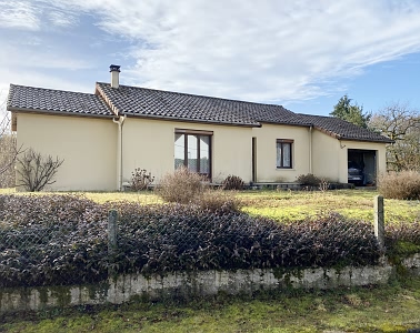 2 bed château for sale near Bujaleuf
