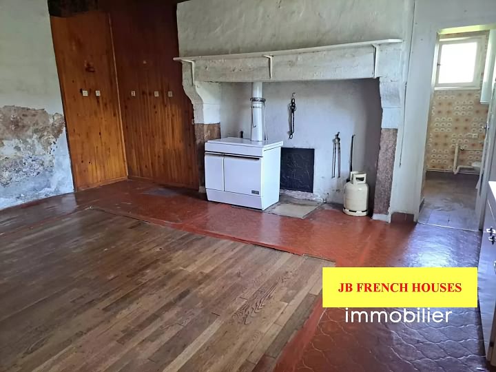 2 bed stone house for sale near Farges