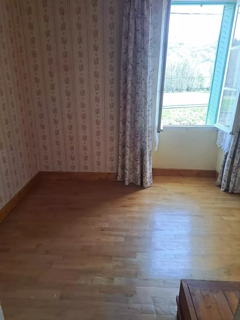 2 bed stone house for sale near Farges