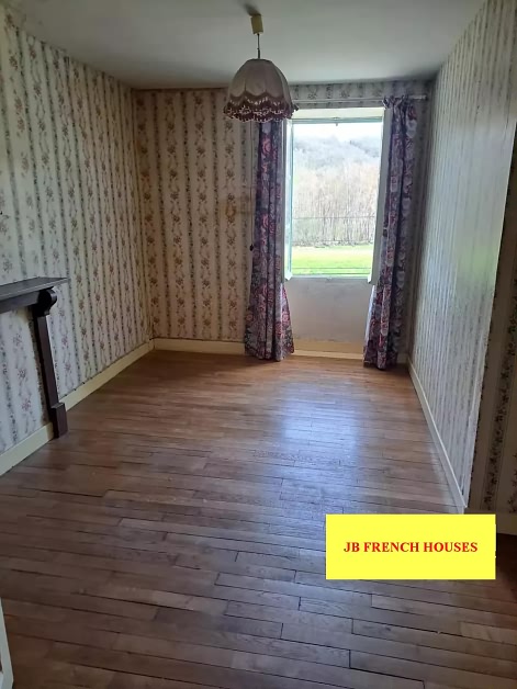 2 bed stone house for sale near Farges