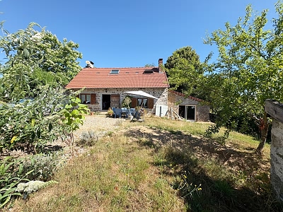 2 bed stone house for sale near Farebout