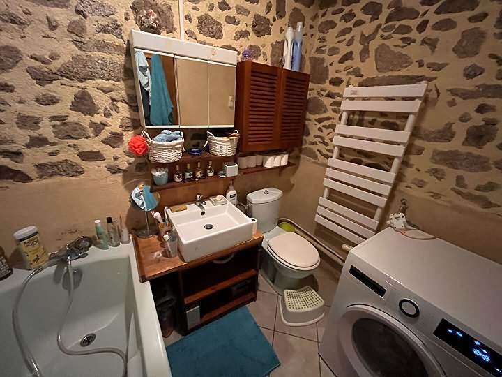 2 bed stone house for sale near Farebout