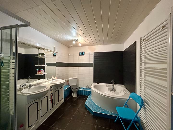 3 bed stone house for sale near Gentray