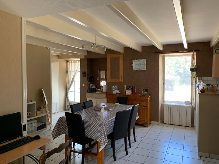 7 bed stone house for sale near Gentray