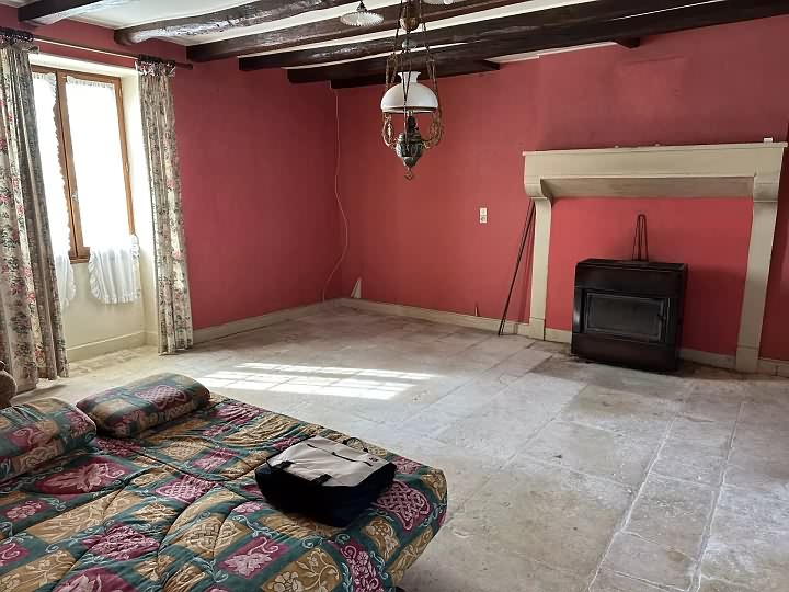 3 bed stone house for sale near Chez Vécant