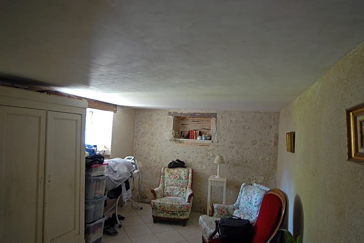 4 bed stone house for sale near Vanxains