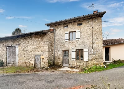 3 bed stone house for sale near Bujalenas