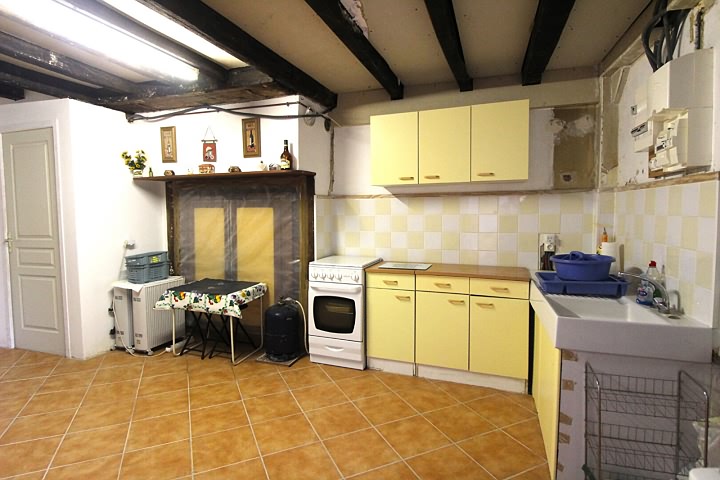 2 bed stone house for sale near Mantilly