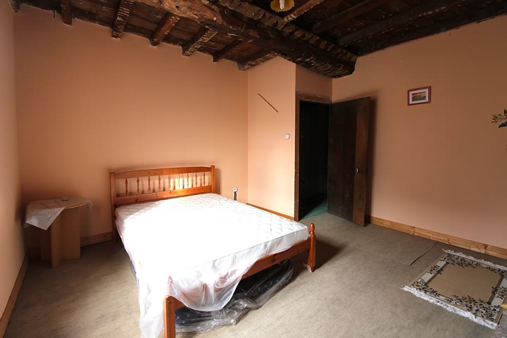 2 bed stone house for sale near Mantilly