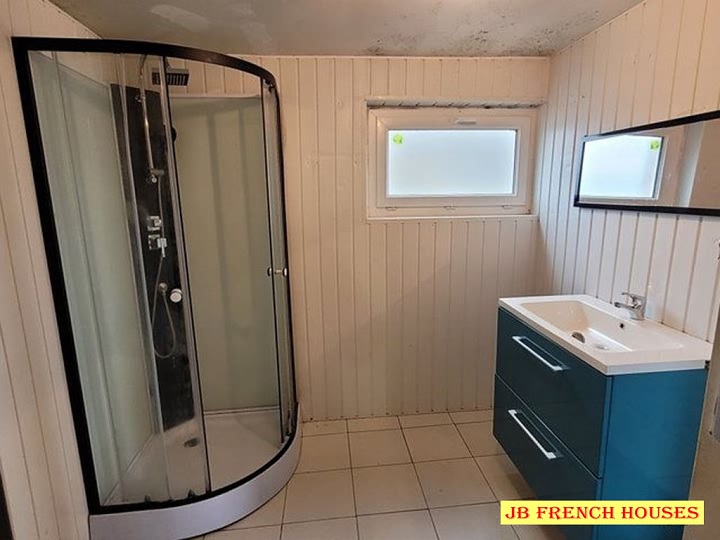 2 bed stone house for sale near Bion