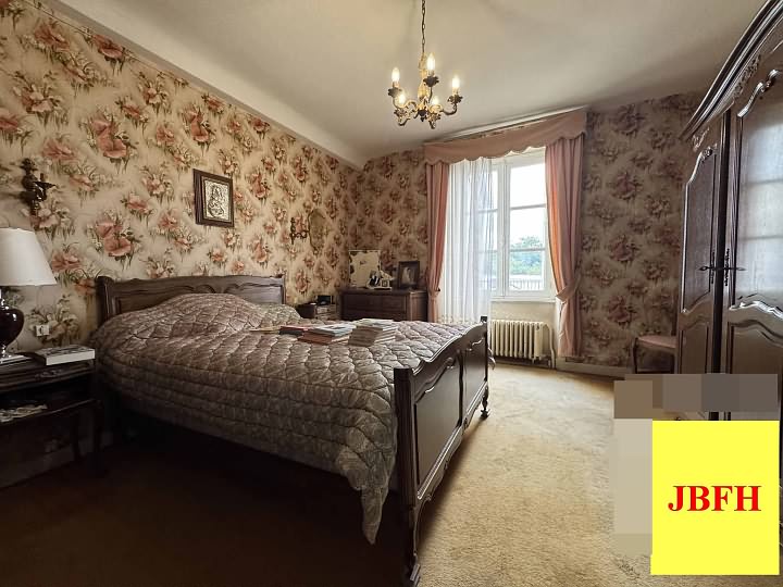 4 bed stone house for sale near Clairet