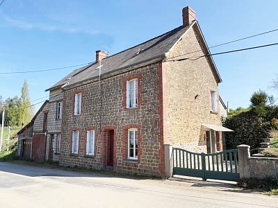 3 bed stone house for sale near Lesbois