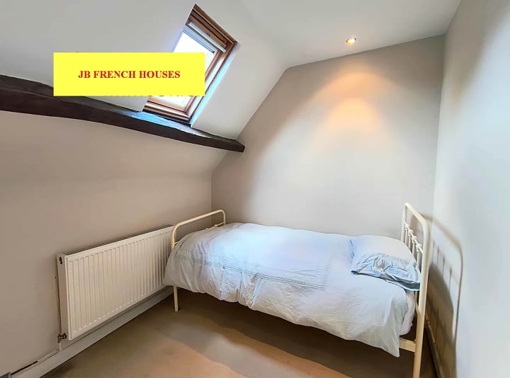 4 bed stone house for sale near Lesbois