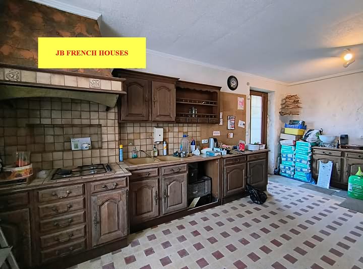 2 bed stone house for sale near Lesbois