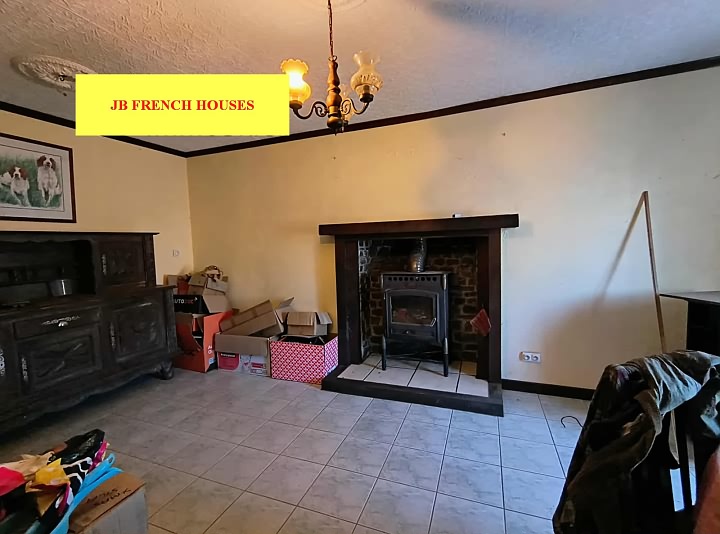 2 bed stone house for sale near Lesbois