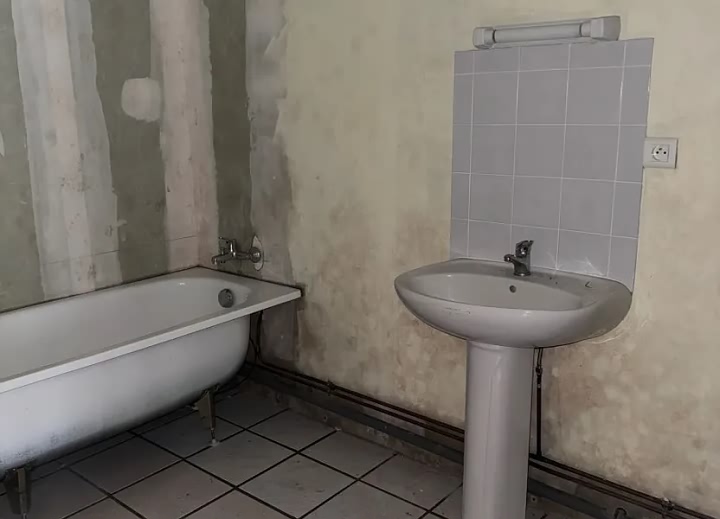 3 bed stone house for sale near Bonen