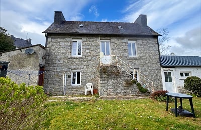 2 bed stone house for sale near Keraden