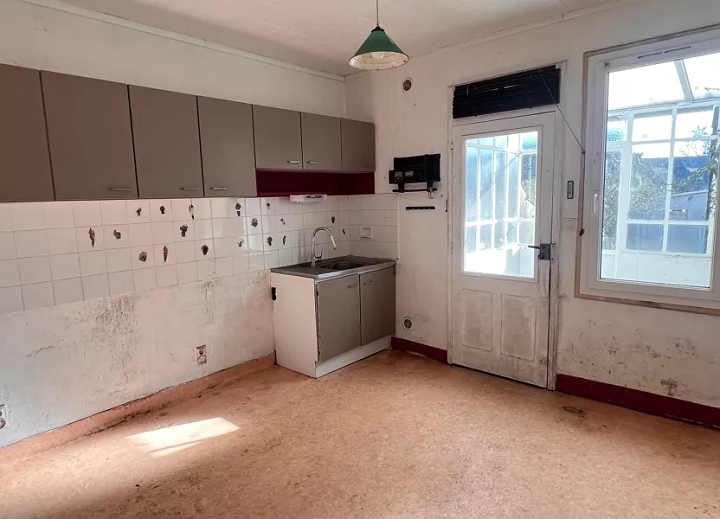 2 bed stone house for sale near Kergloff