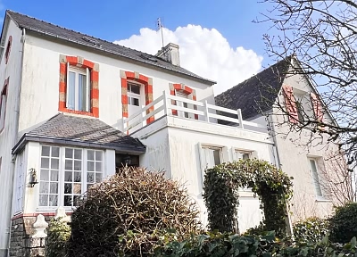 3 bed stone house for sale near Kergloff