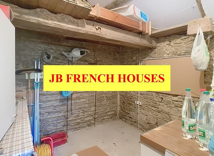 2 bed stone house for sale near Mohon