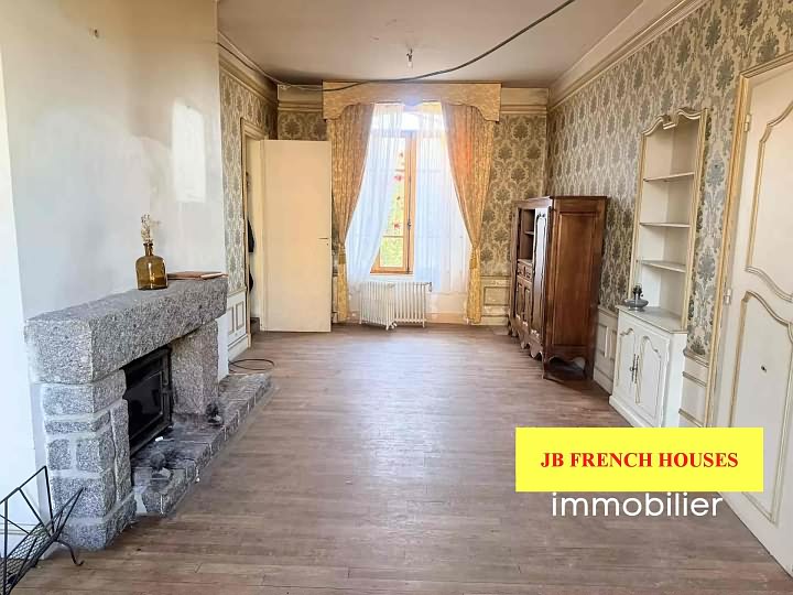 5 bed stone house for sale near Glénic