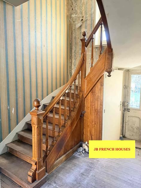 5 bed stone house for sale near Glénic