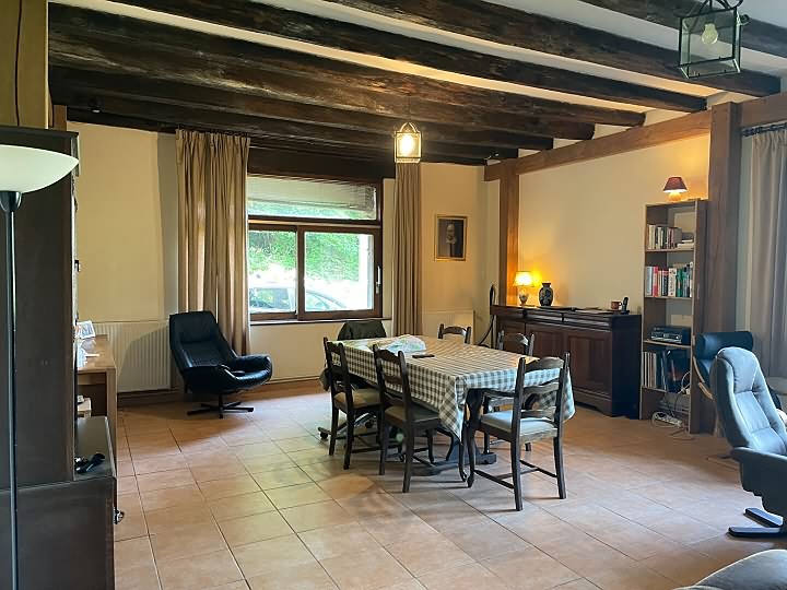 Maison en pierre de 4 chambres à vendre près de Jartaud