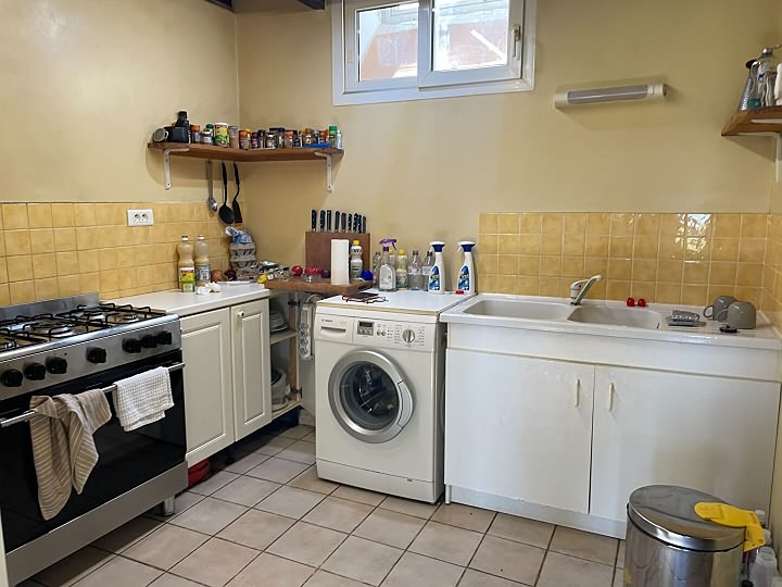 Maison en pierre de 4 chambres à vendre près de Jartaud