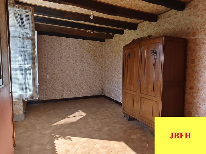 6 bed farmhouse for sale near Vienne And Haute Vienne