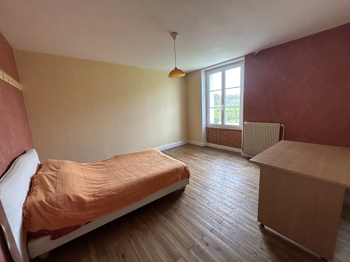 4 bed stone house for sale near Suaux