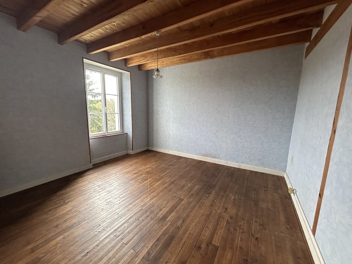 4 bed stone house for sale near Suaux