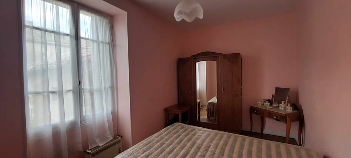 3 bed stone house for sale near Suaux