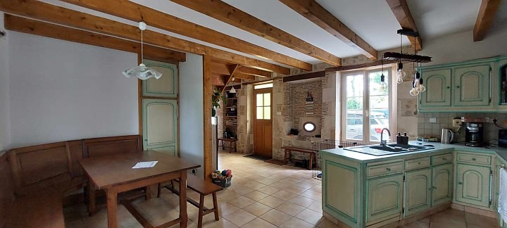 3 bed stone house for sale near Suaux