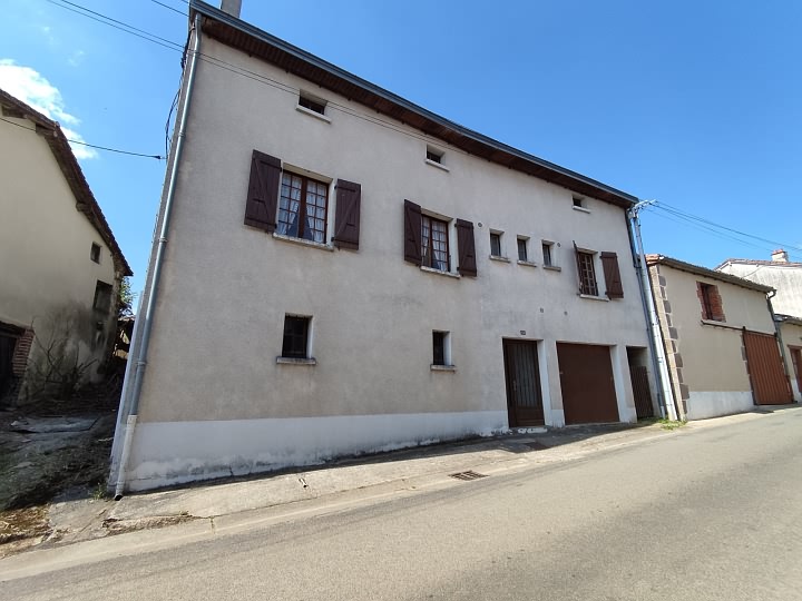 4 bed stone house for sale near Suaux