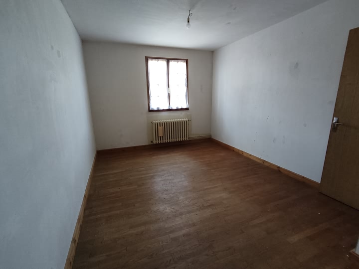 4 bed stone house for sale near Suaux