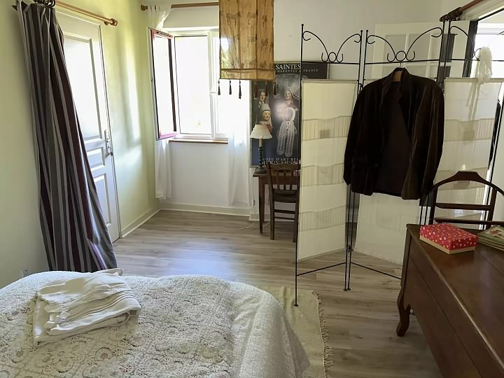 2 bed stone house for sale near Chez Vécant