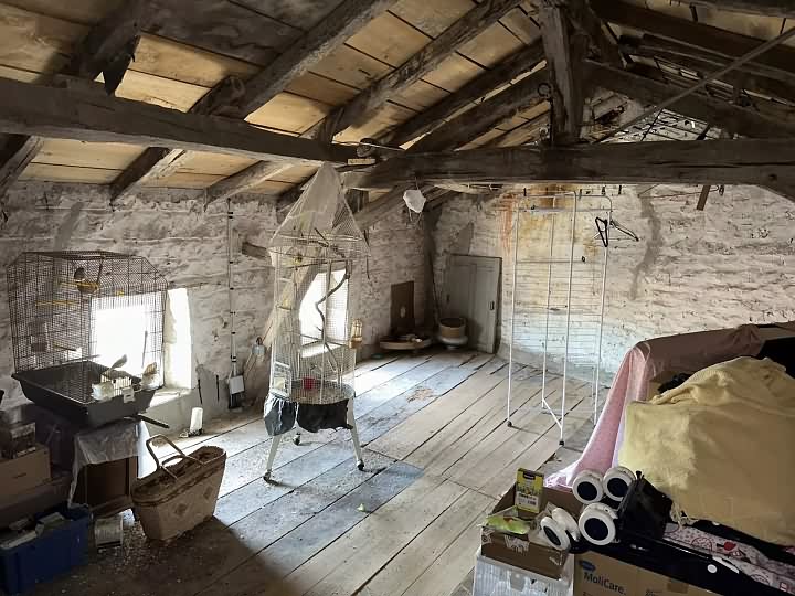 2 bed stone house for sale near Chez Vécant