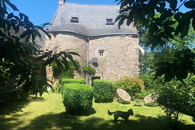 2 bed stone house for sale near Peer