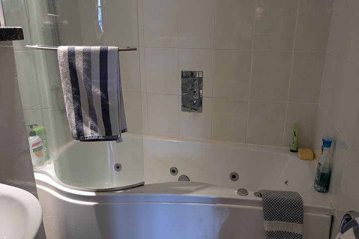 2 bed stone house for sale near Peer