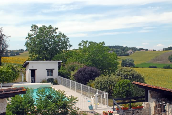 4 bed stone house for sale near Vanxains