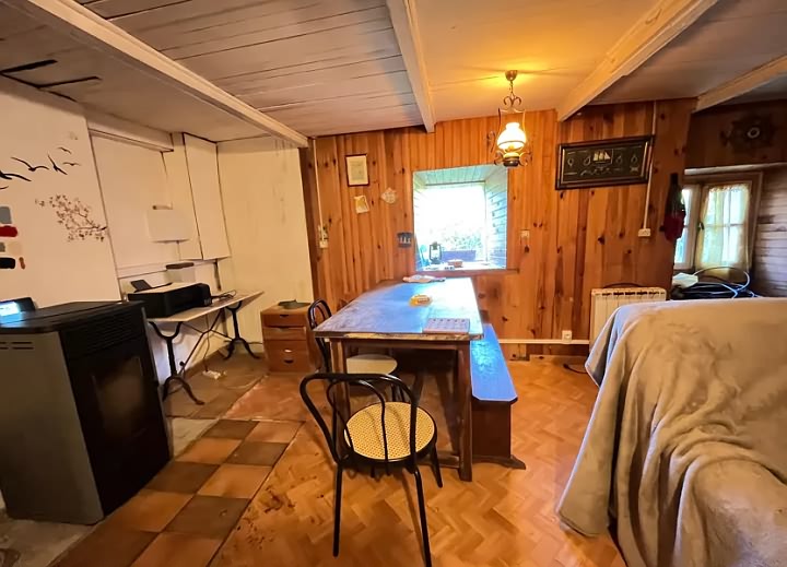 2 bed stone house for sale near Bonen