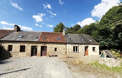 5 bed stone house for sale near Mantilly