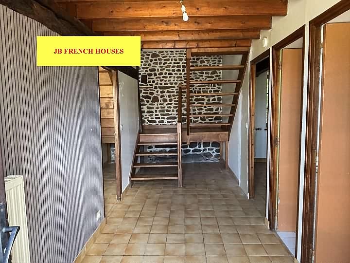 5 bed stone house for sale near Mantilly
