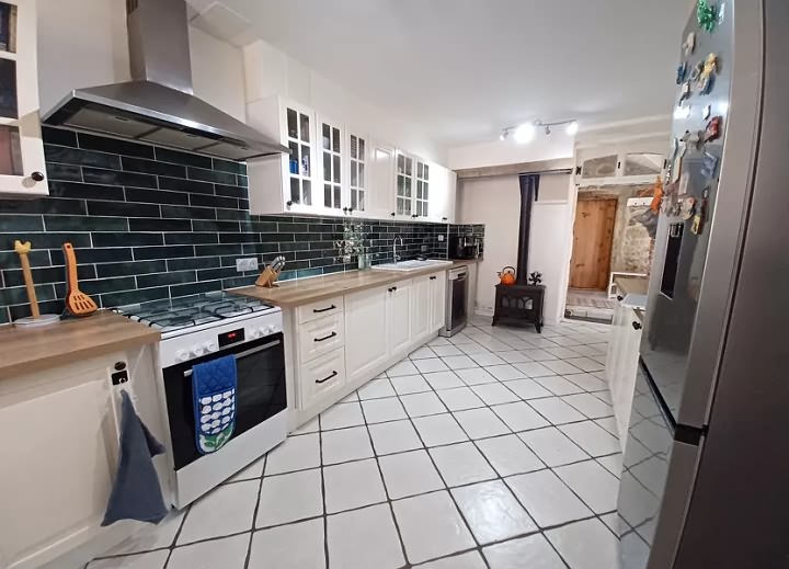 5 bed stone house for sale near Naillat